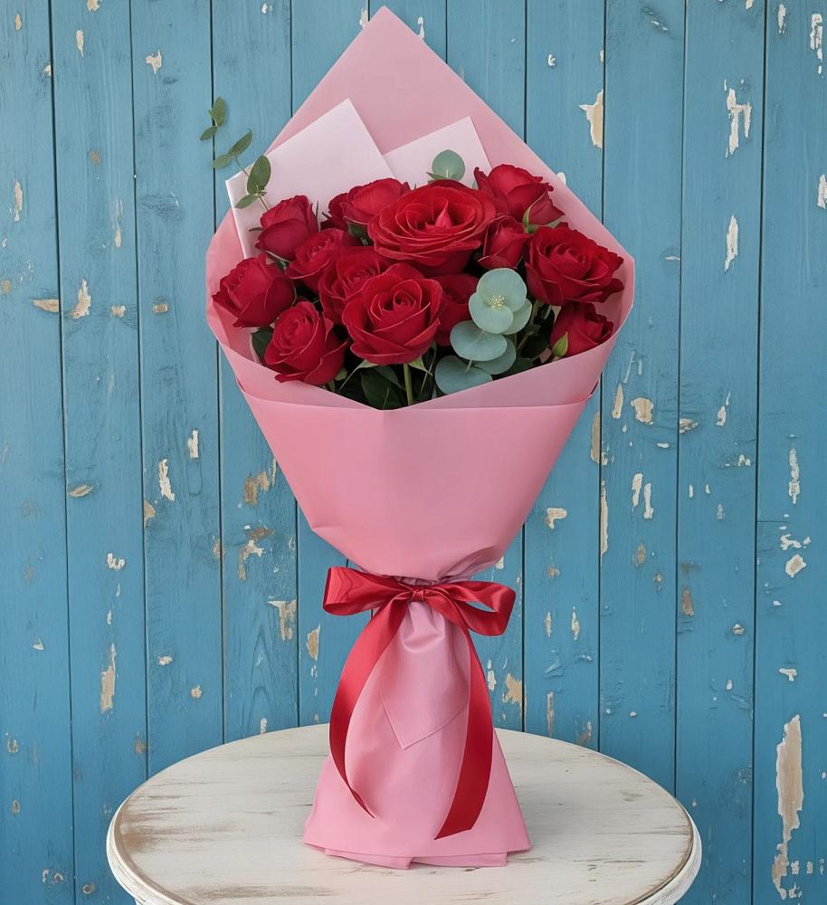 Букет цветов из: Розы в Акъяр