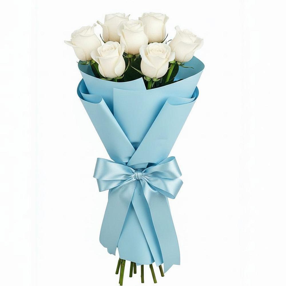 Букет 7 белых роз Проуд в Акъяр