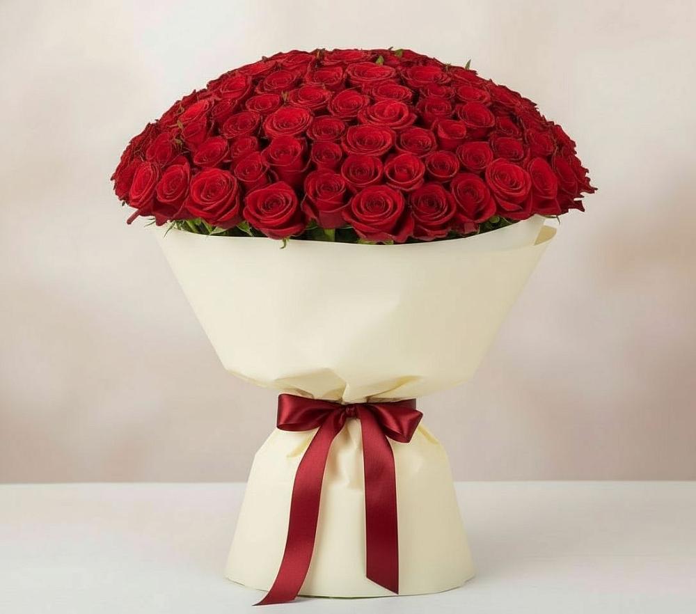 Букет 101 Красная роза Милано в Акъяр
