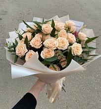 Букет Кремовые розы Латте в Акъяр