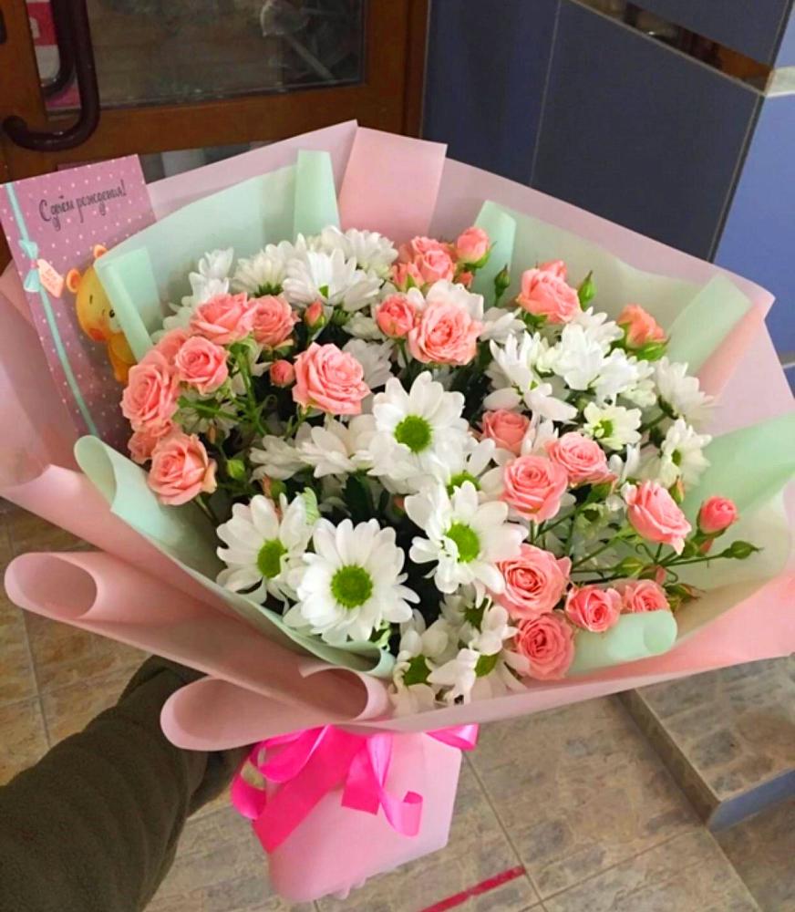 Букет цветов из: Розы и Хризантемы в Акъяр