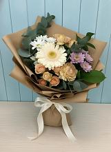 Букет цветов из:  Герберы и Хризантемы в Акъяр