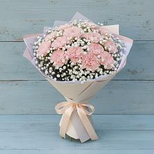 Букет цветов из:  Гвоздики в Акъяр