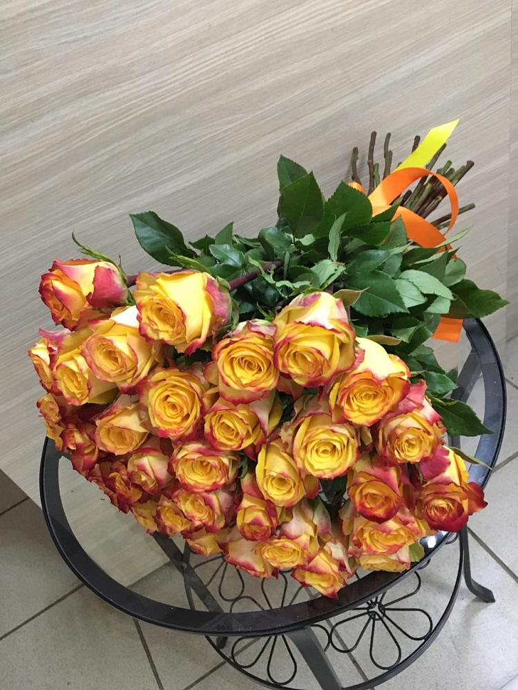 Букет Желтые розы в Акъяр