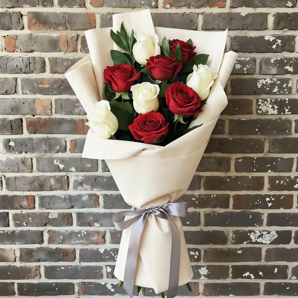 Букет цветов из: Розы в Акъяр