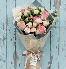 Букет цветов из:  Розы в Акъяр