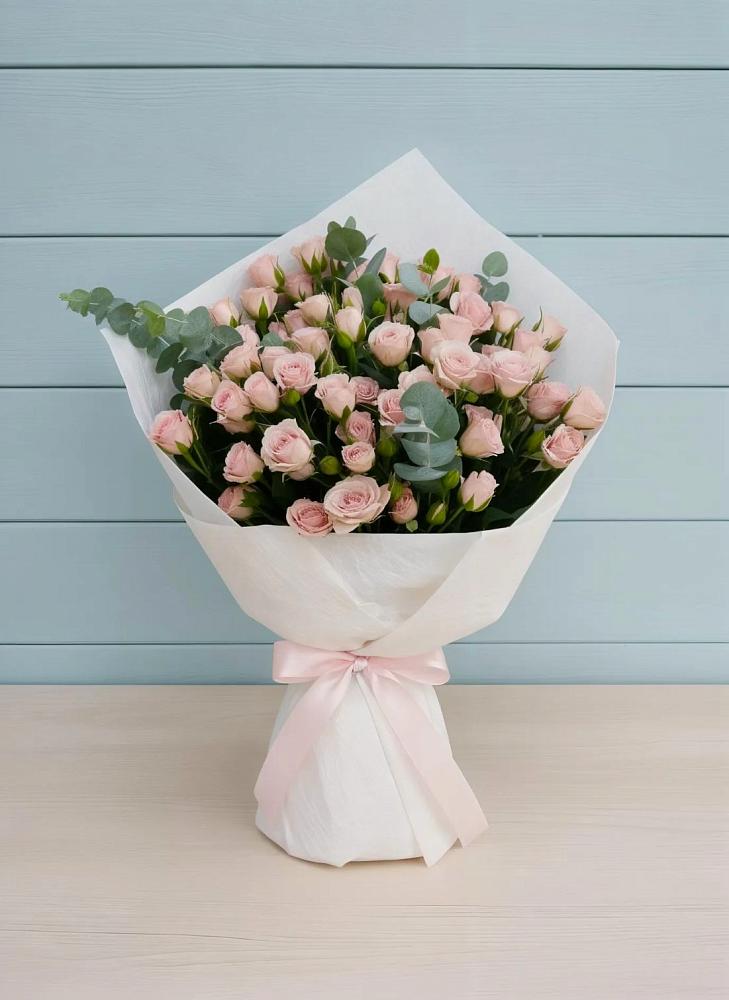 Букет цветов из: Розы в Акъяр