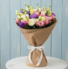 Букет цветов из:  Лизиантусы в Акъяр