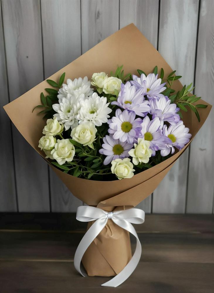 Букет цветов из: Хризантемы и Розы в Акъяр