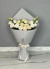 Букет цветов из:  Розы и Лизиантусы #REPLACE_PRED# Акъяр